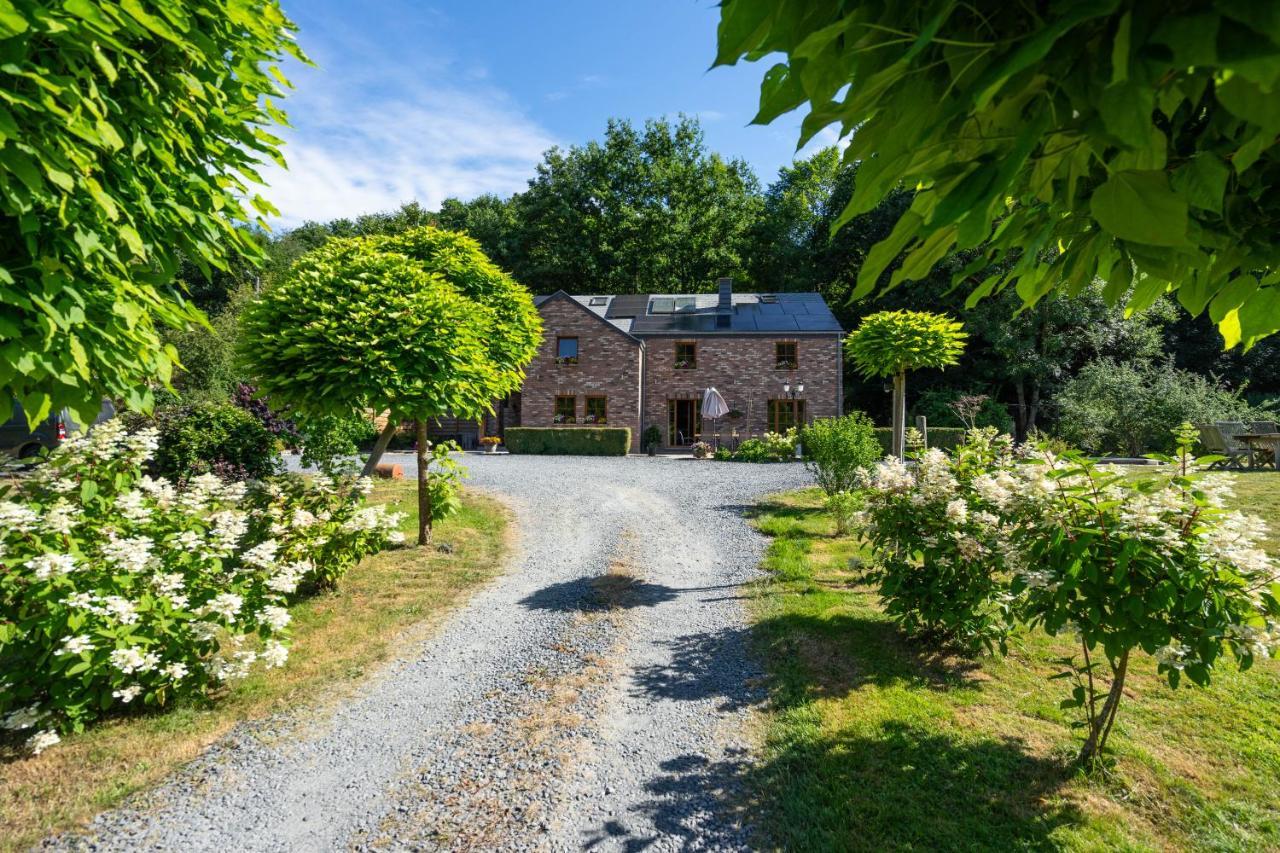 Bills Lodge, Le Plaisir De La Riviere A 2 Minutes Du Centre! La Roche-en-Ardenne Exterior foto